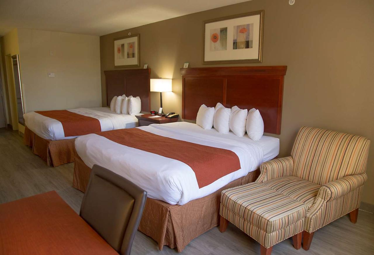 Seffner Inn And Suites ภายนอก รูปภาพ