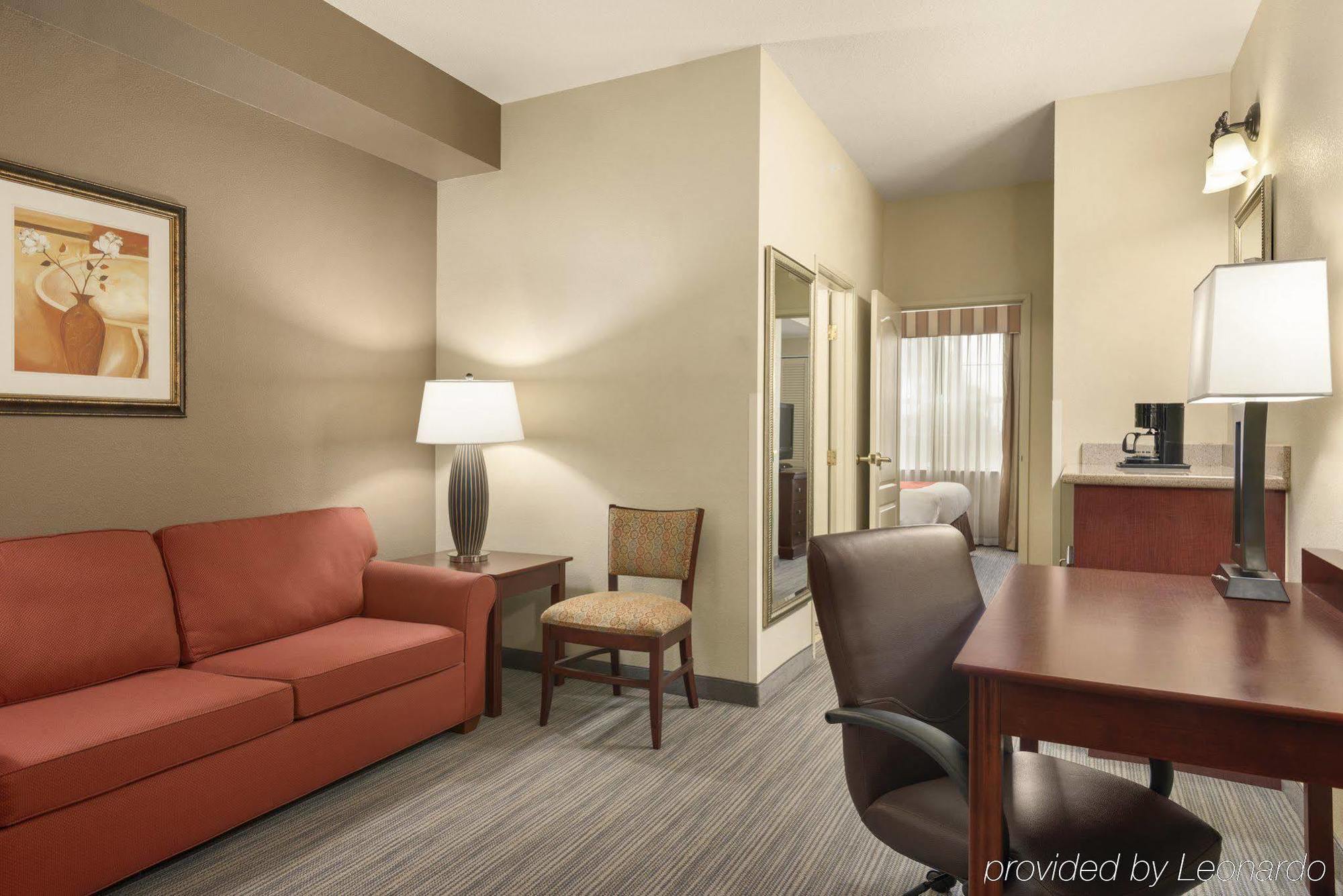 Seffner Inn And Suites ภายนอก รูปภาพ