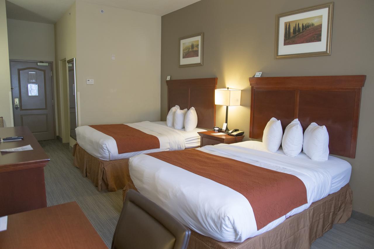 Seffner Inn And Suites ภายนอก รูปภาพ